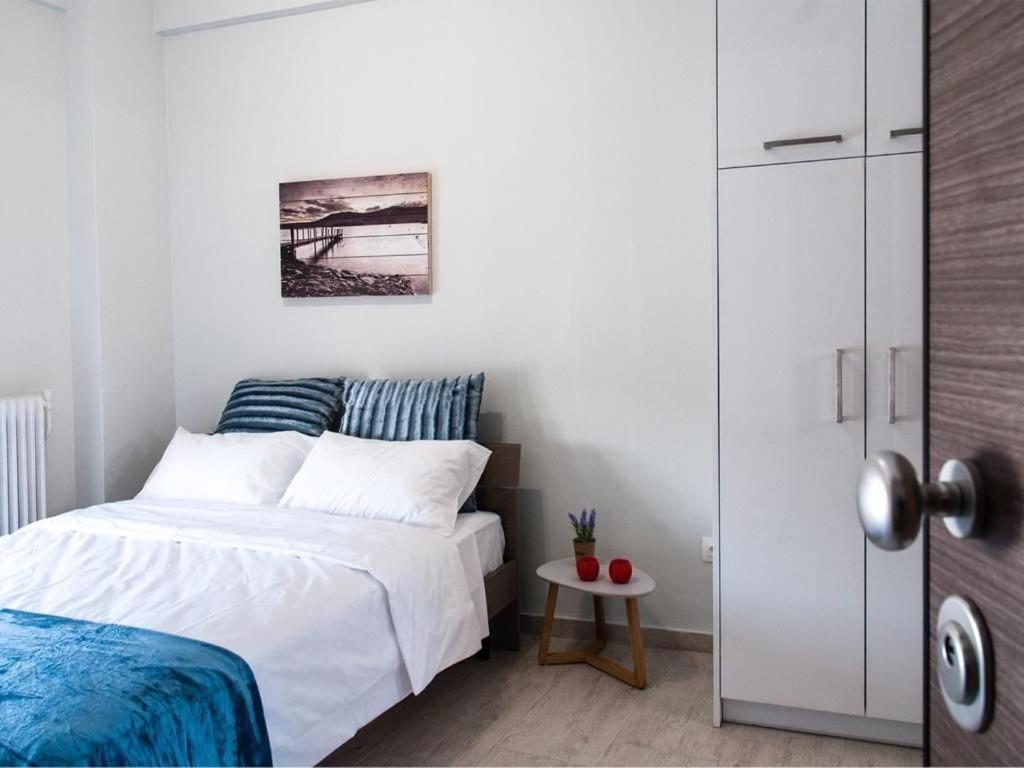 Konstantinou Apartment - Smart & Roof Top Terrace Athene Buitenkant foto